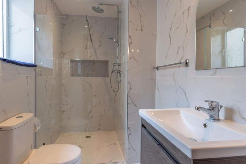 Spacious 4-Bedrooms Townhouse In Tas-Sliema Bagian luar foto